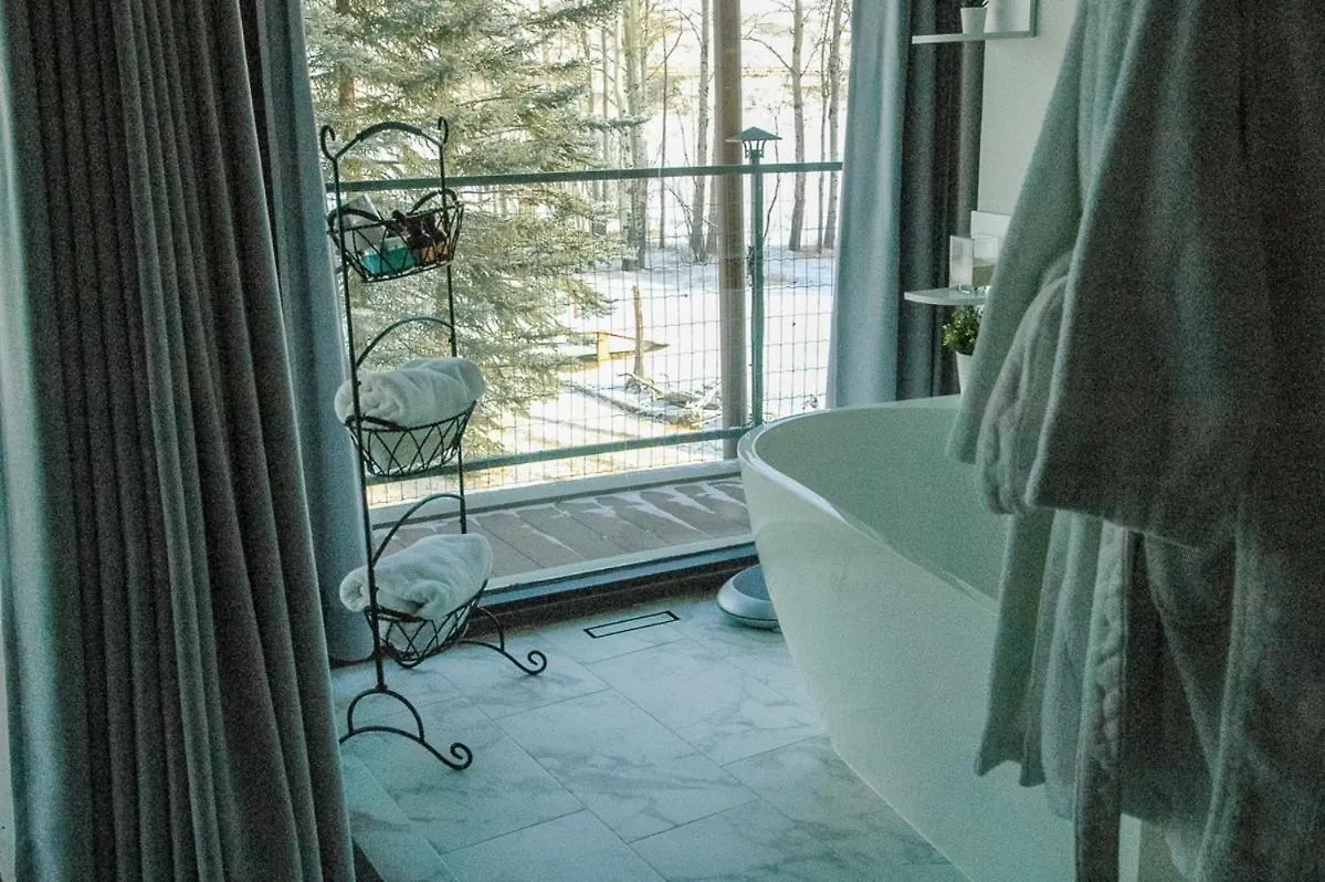 Roundhouse Grotto Bed & Breakfast Calgary 0*,  Canada
