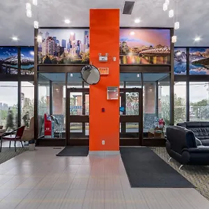 Airport Traveller's Motel